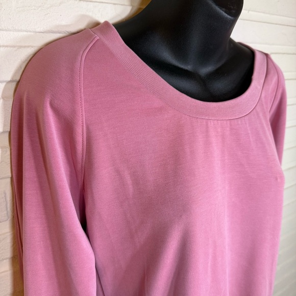 Athleta Pink Seasoft Scoop Neck Athletic Sweatshirt, Women’s Size Medium - Picture 4 of 8